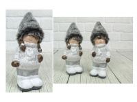 Figurka ceramiczna dziecko chłopczyk, dziewczynka, mix z futrzaną czapką 18 cm - 1 szt