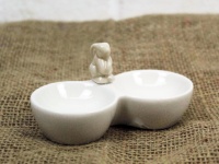 Ceramiczny podstawek na dwa jajka z króliczkiem 11x5 cm
