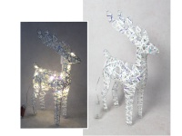 Dekoracja na stelażu z drutu z folią holograficzną i białym sznurkiem RENIFER 20 LED 45x26x10 cm