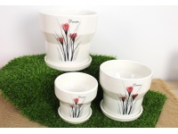 Doniczki, osłonki ceramiczne  z podstawkiem KROKUS kpl 3 szt BIAŁE