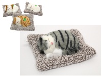 Figurka, maskotka LEŻĄCY KOTEK z dźwiękiem 17x14x6 cm MIX KOLOR