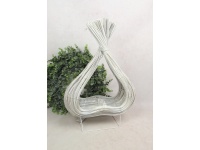 Kosz, osłonka rattanowa na stelażu z drutu SERCE 55x37x14 cm BIAŁA