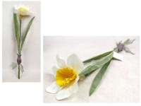 Kwiat ŻONKIL wys. 38 cm BIAŁY z żółtym środkiem