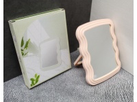 Lusterko, lustro plastikowej FALOWANEJ ramie prostokątne 18x14 cm RÓŻOWE jednostronne