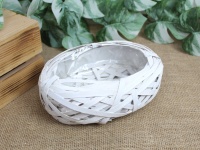 Osłonka wiklinowa, rattanowa z plastikowym wkładem GNIAZDO OWAL 21x15x6 cm - BIAŁA