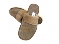 b Pantofle, klapki, kapcie BABCIA IDEALNA brązowe z futerkiem 36-41 (D1) - 1 para