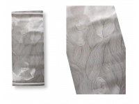 Podkładka na stół prostokątna z przezroczystą folią LIŚCIE 90x38 cm SREBRNA