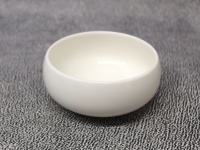 Salaterka, naczynie ceramiczne KOKILKA 11x6 cm BIAŁA