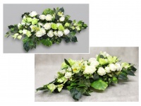 Stroik zalewany BIAŁO-LIMONKOWY róże, eustoma, malwa wyciągnięty w dwie strony misa złota (ok. 100x50x26  cm ) ok. 6,0 kg 