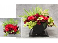 Stroik zalewany KOCHANEJ MAMIE czerwone róże w osłonce czarne SERCE (ok. 38x25x33 cm ) ok. 1,5 kg 