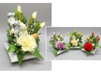 Stroik zalewany Kwadracik, zajączek, 3 tulipany, bazie i jajko (ok.25x25x25 cm) ok. 0,5 kg