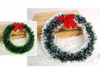 Wieniec wianek dekoracyjny z łańcucha z czerwoną kokardą średnica 35 cm - mix