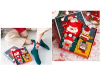 Zestaw 4 par skarpet świątecznych, rozmiar uniwersalny w czerwonym pudełku 17x17x3 cm KOLOR